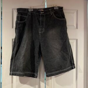 Men’s P.J. Mark Size 38 Jean Shorts
